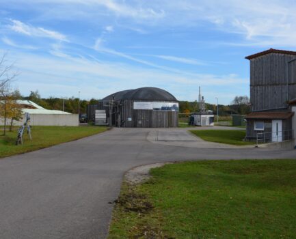 Biogas ist Wirtschaftsdünger! C.A.R.M.E.N.-Fachgespräch legt Fokus auf Potenziale von Gülle und Mist