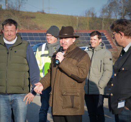 „Bayern steht weiterhin zur Bioenergie“ – Auftakt zur C.A.R.M.E.N.-Fachgesprächsreihe „Marktchancen für Biogas” mit StM Aiwanger